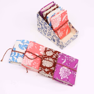 4x Notatbok med Blomstermønster I Bomullsbind 7x10 cm - Assortert