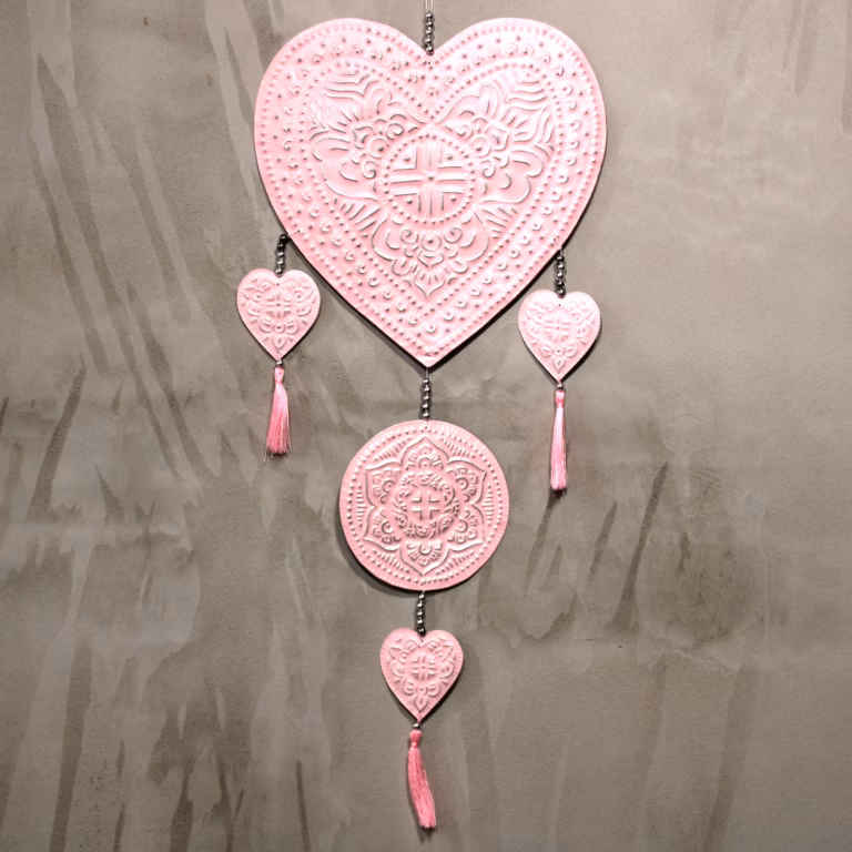 Aluminium-Mobile-Hearts
