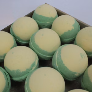 Apple Pie & Custard Bath Bomb