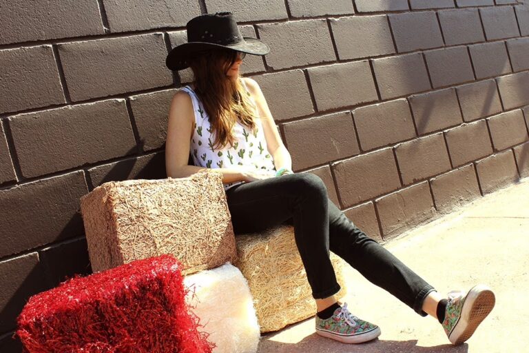 Bales-of-Shreaded-Coloured-Poly-5kg