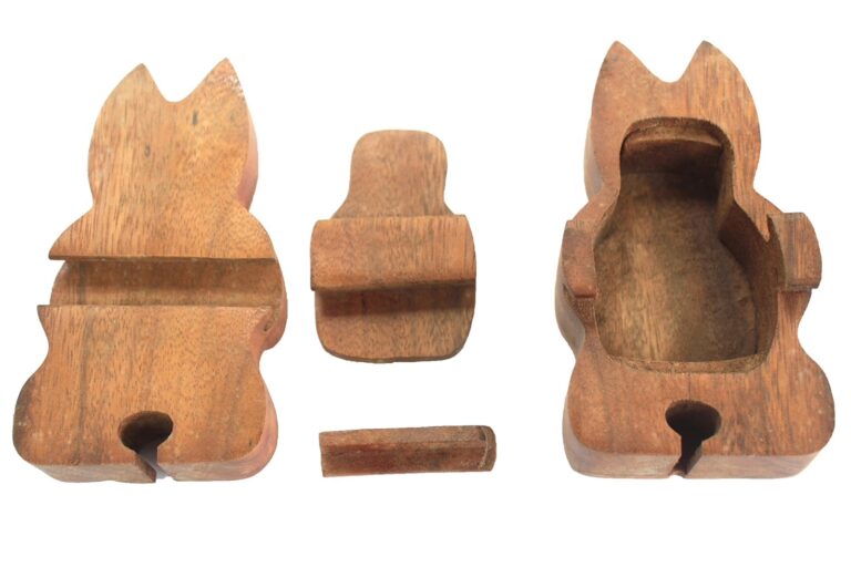 Bali-Magic-Box-Yoga-Cat
