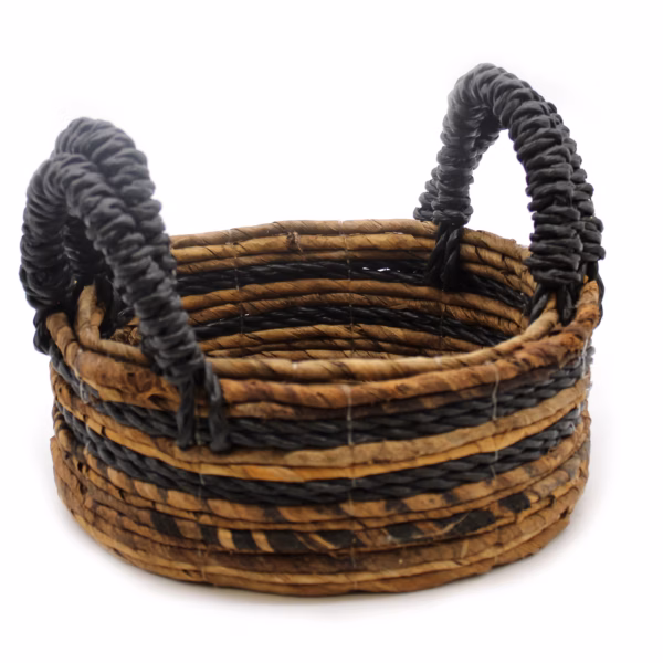 Banana Leaf &Amp; Hitam Raffia Basket- Set Of 2