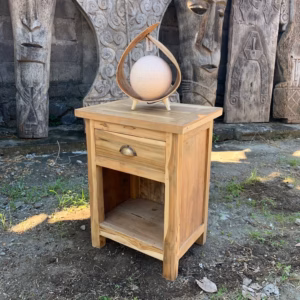 Nattbord - Classic - Resirkulert Tre