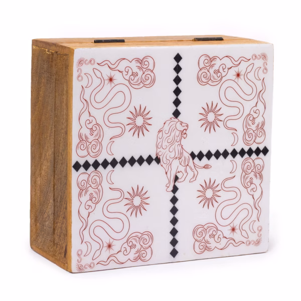 Große quadratische Box 15 x 17,5 x 8 cm – HOP HARE (Design folgt)