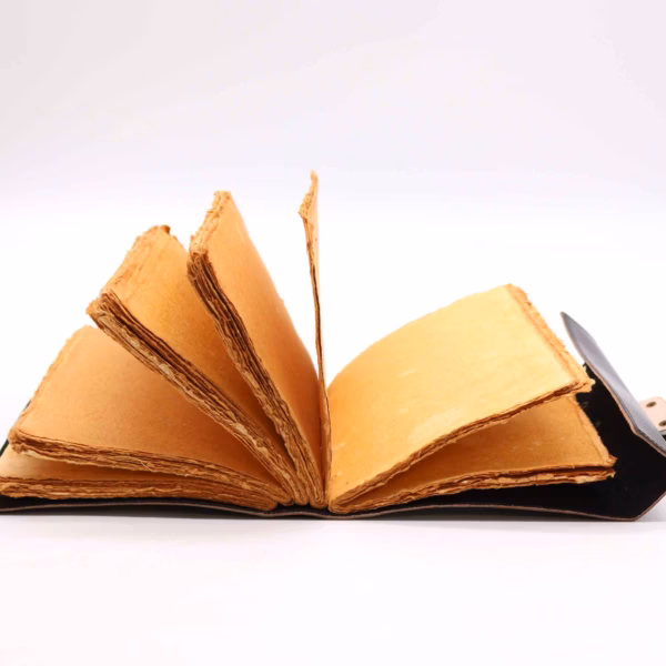 Le Livre des Ombres - 200 pages de papier vieilli - 15x21cm – Image 3