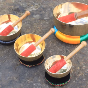 10cm Brass Bols Chantants Set