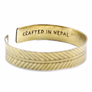 Tibetansk Armbånd i Messing - Bredt Stamme - Blad