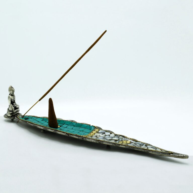 Buddha-Long-Leaf-Tibetan-Decor-Incense-Holder