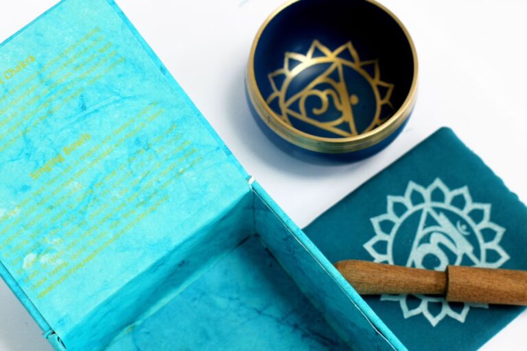 Chakra-Singing-Bowl-Throat