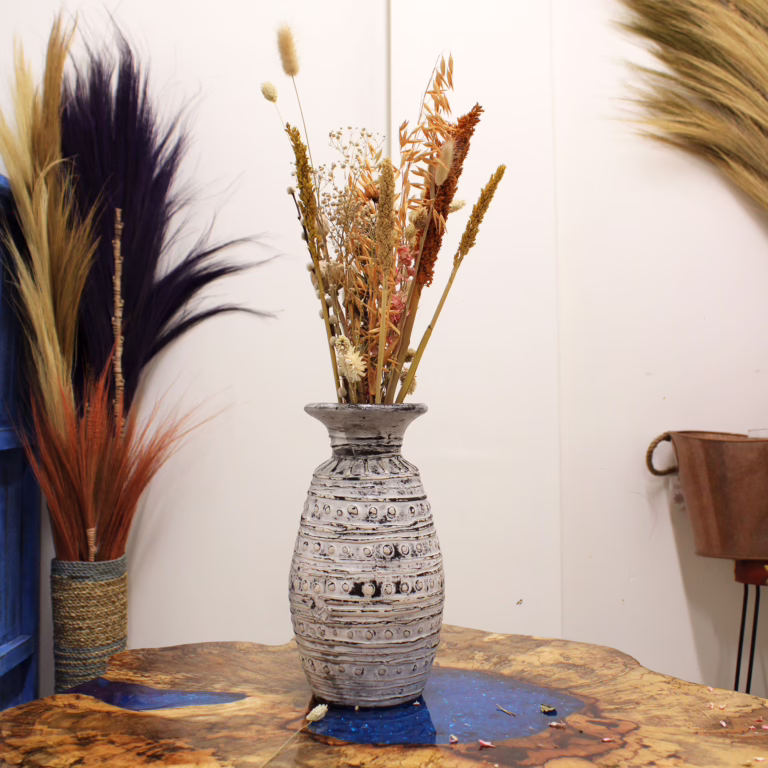 Classic-Shaped-Vase-Cream