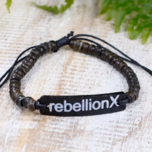 Coco - Slogan - Armreifen - Rebellion X
