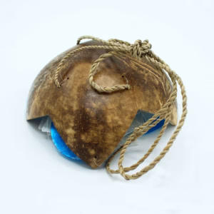 Windspiel aus Kokosnuss und Capiz - Blaue und Weiße Sterne - 30cm