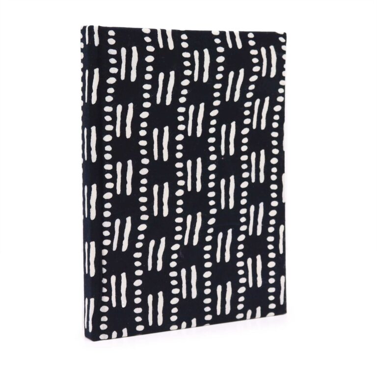 Cotton-Bound-Notebooks-20x15cm-96-pages-Black-Dots-Dashes