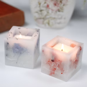 Enchanted Kerze - Klein Square Jar - Rose
