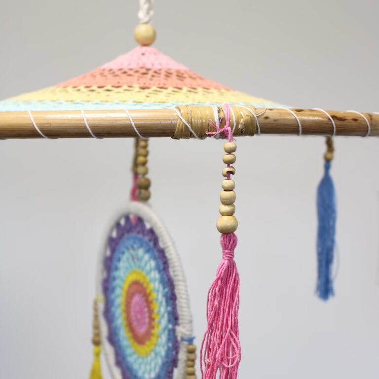 Extra-Large-Drama-Dreancatcher-Pastal-Rainbow