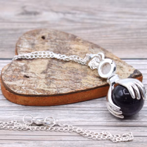 Gemstone Healing Hands Pendant - Amethyst