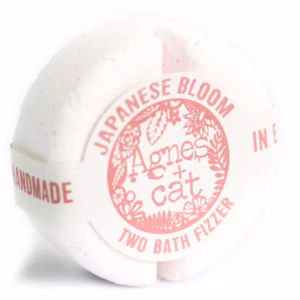 Set de Regalo: Bomba de Baño de Peonías & Té y Rosas + Vela de Café & Nueces