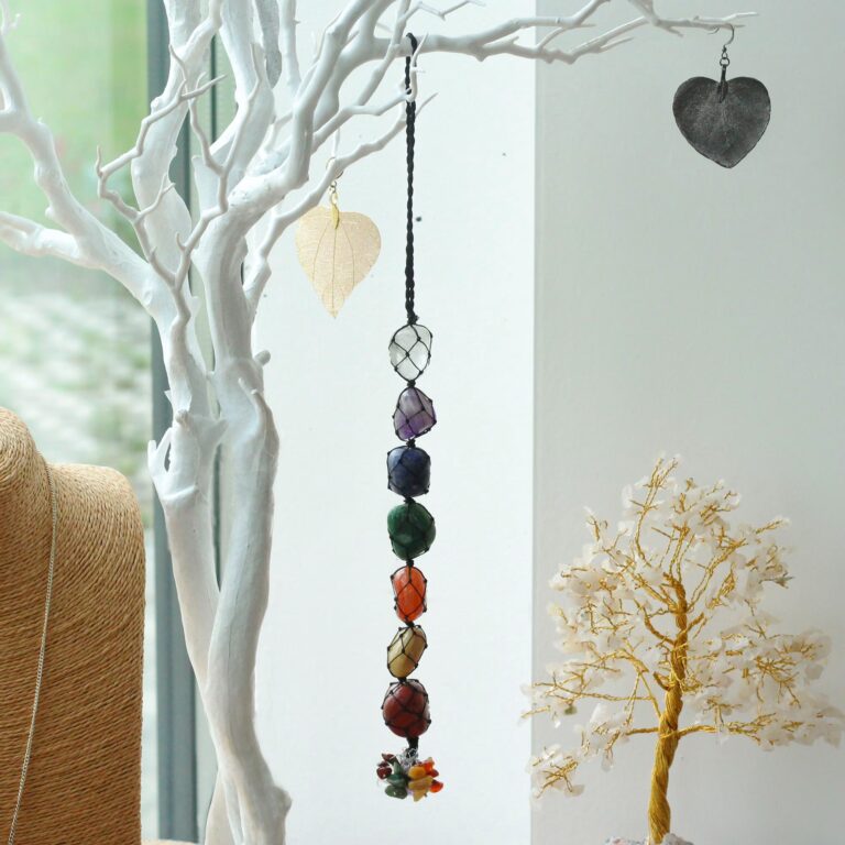 Hanging-Chakra-Stone-Pendant-Seven-Chakra-Chips