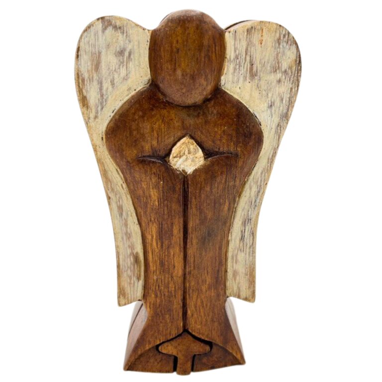 Hati-Hati-Angel-Magic-Box-Peace