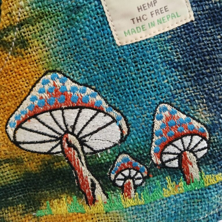 Hemp-Embroidery-Mushroom-Party-Bag-Green-Mushrooms