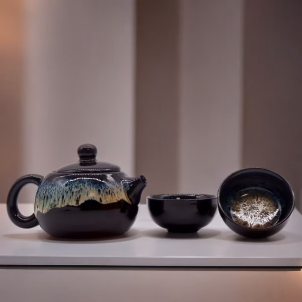 Théière en Céramique Noire - Pot et Deux Tasses – Image 2