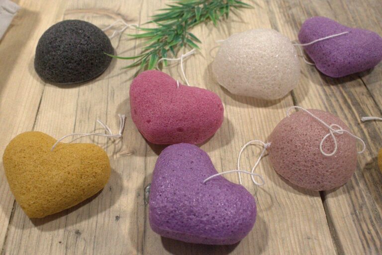 Konjac-Heart-Sponge-Lavender