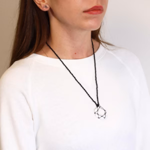 Pendentif Hexagonal en Pierre Fine - Howlite Blanche