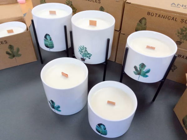 Store Botaniske Stearinlys - Marsh Violet - Bilde 8