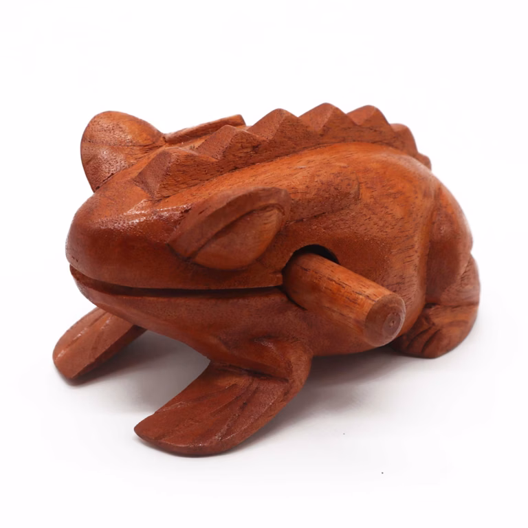 Large-Croaking-Wooden-Frog