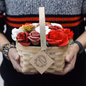 Zeep Bloemen Boeket in Rieten Mand - Roze - Groot