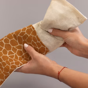 Augenkissen in Geschenkbox - Madagaskar Giraffe