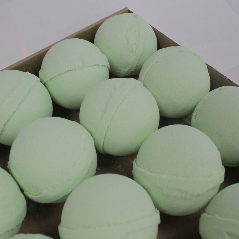 Lemon-Eucalyptus-Bath-Bomb