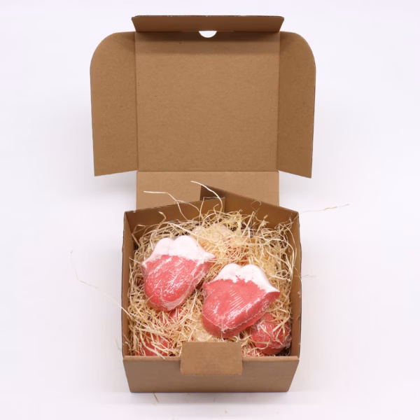 Lips Bathbomb 60g - Raspberry & Pomegranate - Image 2