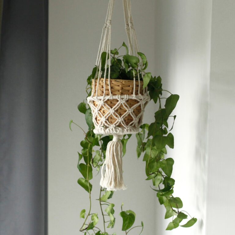 Macrame-Pot-Holder-Single-Small-Pot