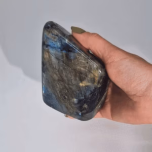 Madagascar Labradorite Large Stones - Approx. 635 - 750gms 80 - 110mm