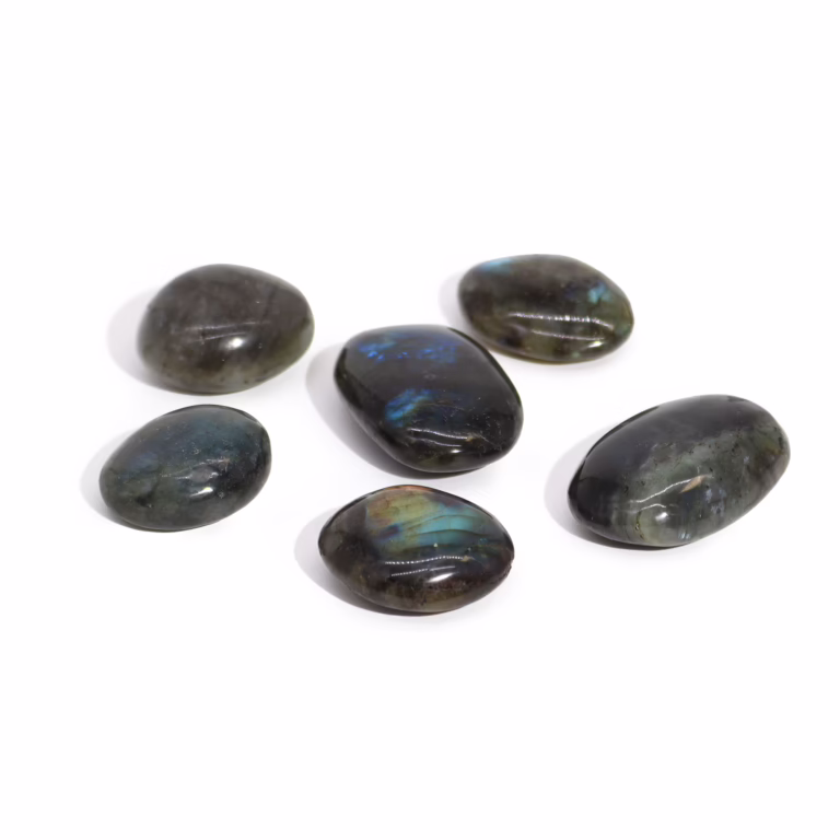Madagascar-Labradorite-Palm-Stones-approx-17-40gms-35-50mm-2