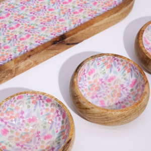 Bakke i Mangotræ med 3 Skåle - Pretty Floral