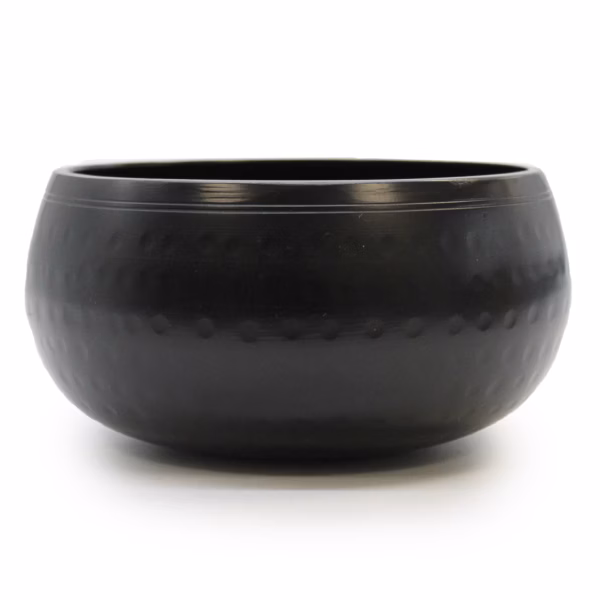 Black Beaten Bowl - 15 cm