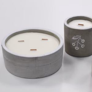 Sojawachskerze mit Holzdocht - Wacholder & Süßer Gin