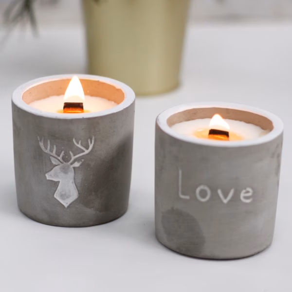 Concrete Soy Candle - Love - Purple Fig & Casis Medium - Bilde 6