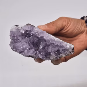 Racio de Amatista - Mediano (Aprox 350 - 450gms 7.5 - 10cm)