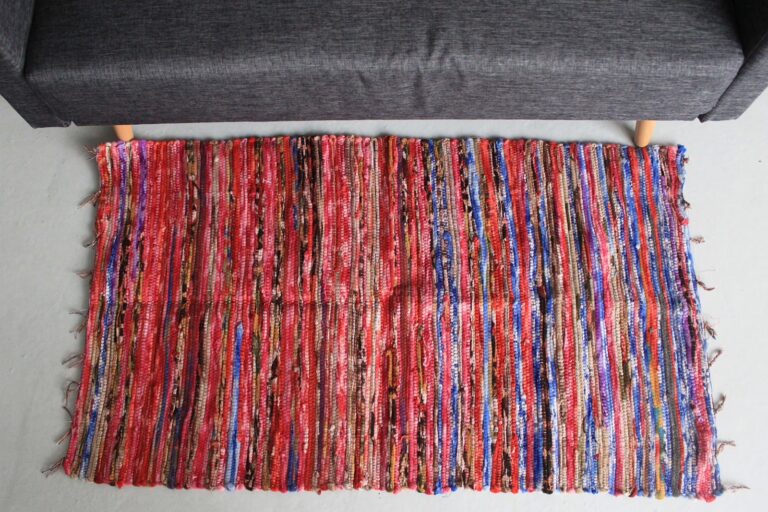 Medium-Velvet-Rug-128x75cm