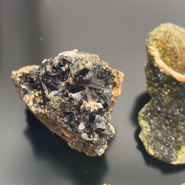 Mineralprøver - Epidot (Ca. 10 Stykker) - Bilde 7