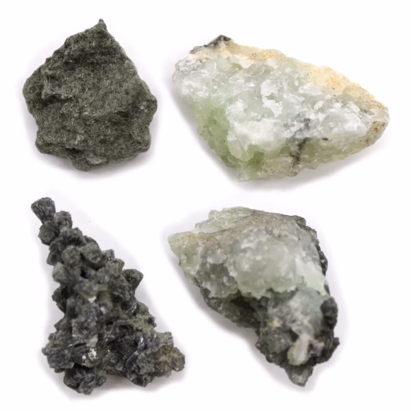 Exemplar Av Mineraler - Liten Prynit (Ca 100 Stycken)