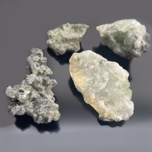 Minerale Exemplaren - Klein Pryniet - Ca. 34 - 79 Stuks