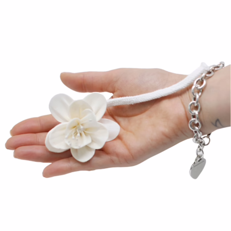Natural-Diffuser-Flowers-Small-Lily-on-String