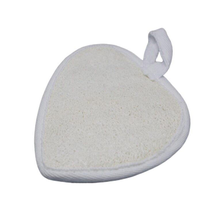 Natural-Loofah-Body-Scrubs-Heart