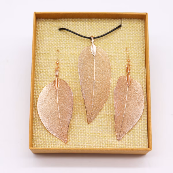 Sæt Med Halskæde Og Øreringe - Bravery Leaf - Pink Gold - Billede 8