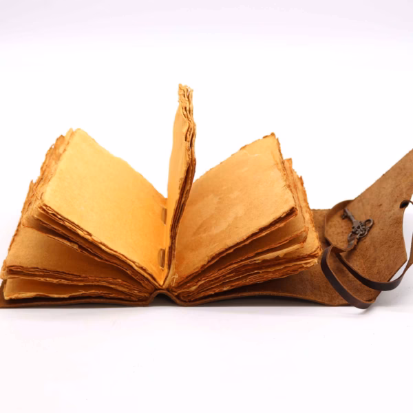 Oiled Leather &Amp; Key - 200 Pages Decle-Edged - 13X18Cm - Image 4