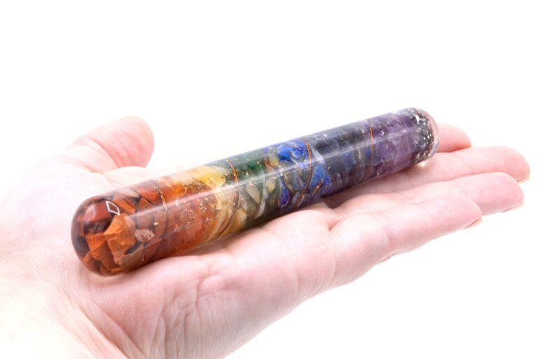Orgonite-Chackra-and-Copper-Healing-Wand-140-x-30-mm